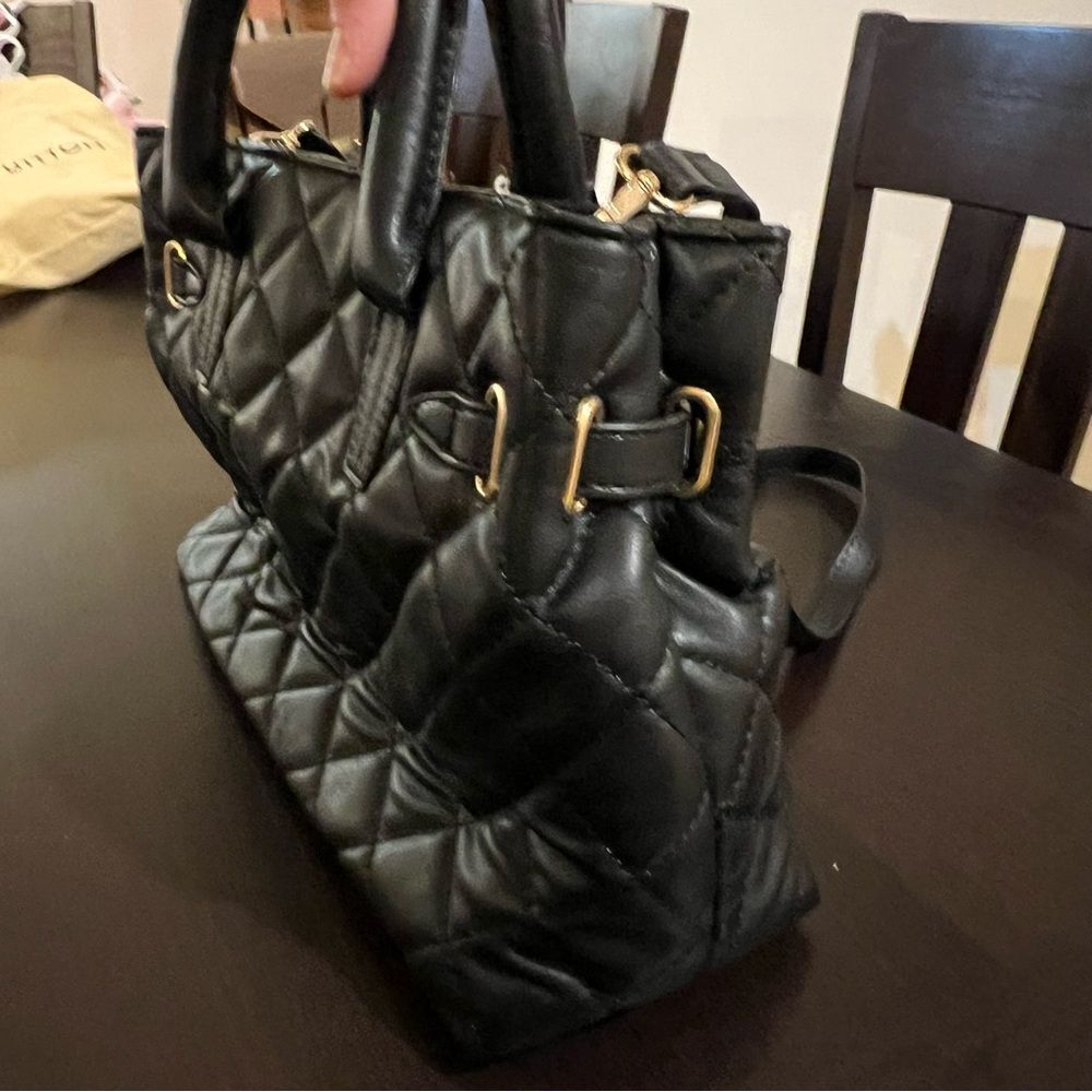 Badgley Mischka NWT Big Diamond Quilted Tote With Front Lock, Black - Picture 5 of 6